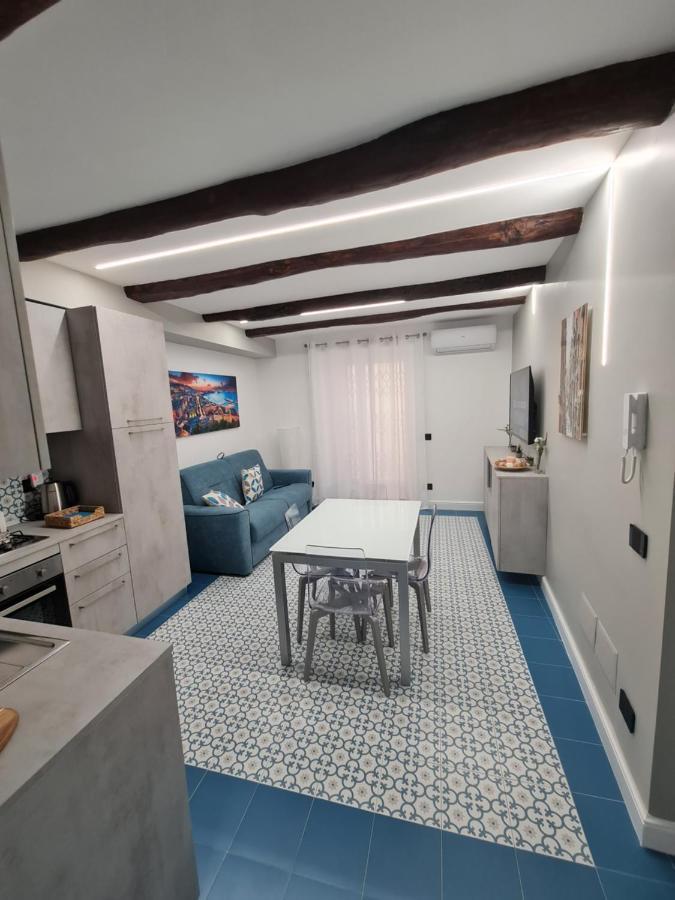 Appartamento Chiaja Lux House Napoli